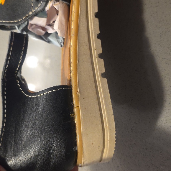 Black Sunflower sandal - Picture 3 of 3